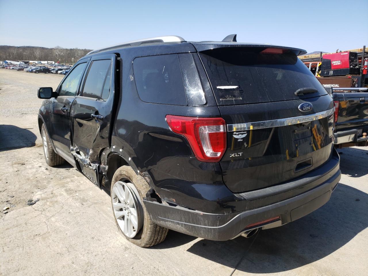 Photo 3 from auction – 2018 FORD EXPLORER X with VIN 1FM5K8D80JGB41105