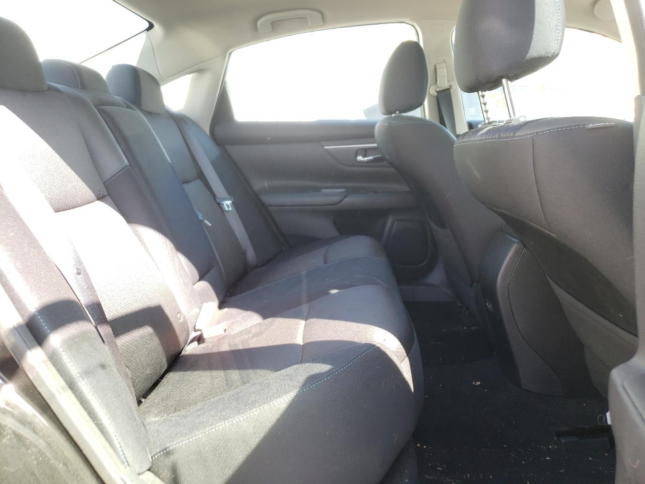 Photo 6 from auction – 2018 NISSAN ALTIMA 2.5 with VIN 1N4AL3AP0JC125840