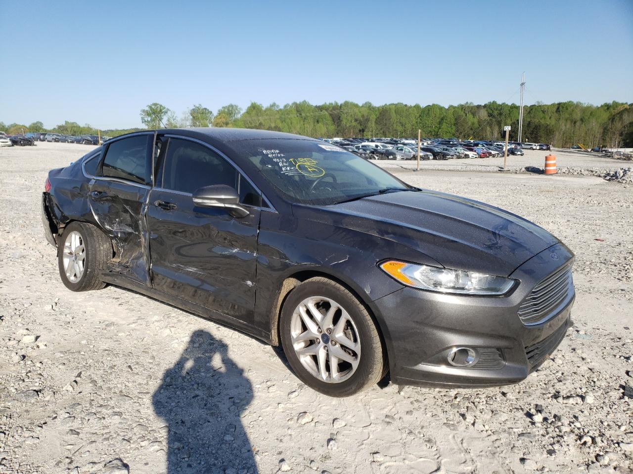 Zdjęcie 1 z aukcji – 2016 FORD FUSION SE z VIN 3FA6P0HD5GR104013