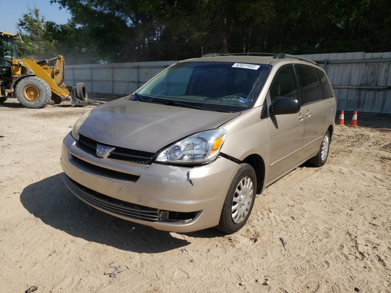 Photo 2 from auction – 2005 TOYOTA SIENNA CE with VIN 5TDZA23C55S336561