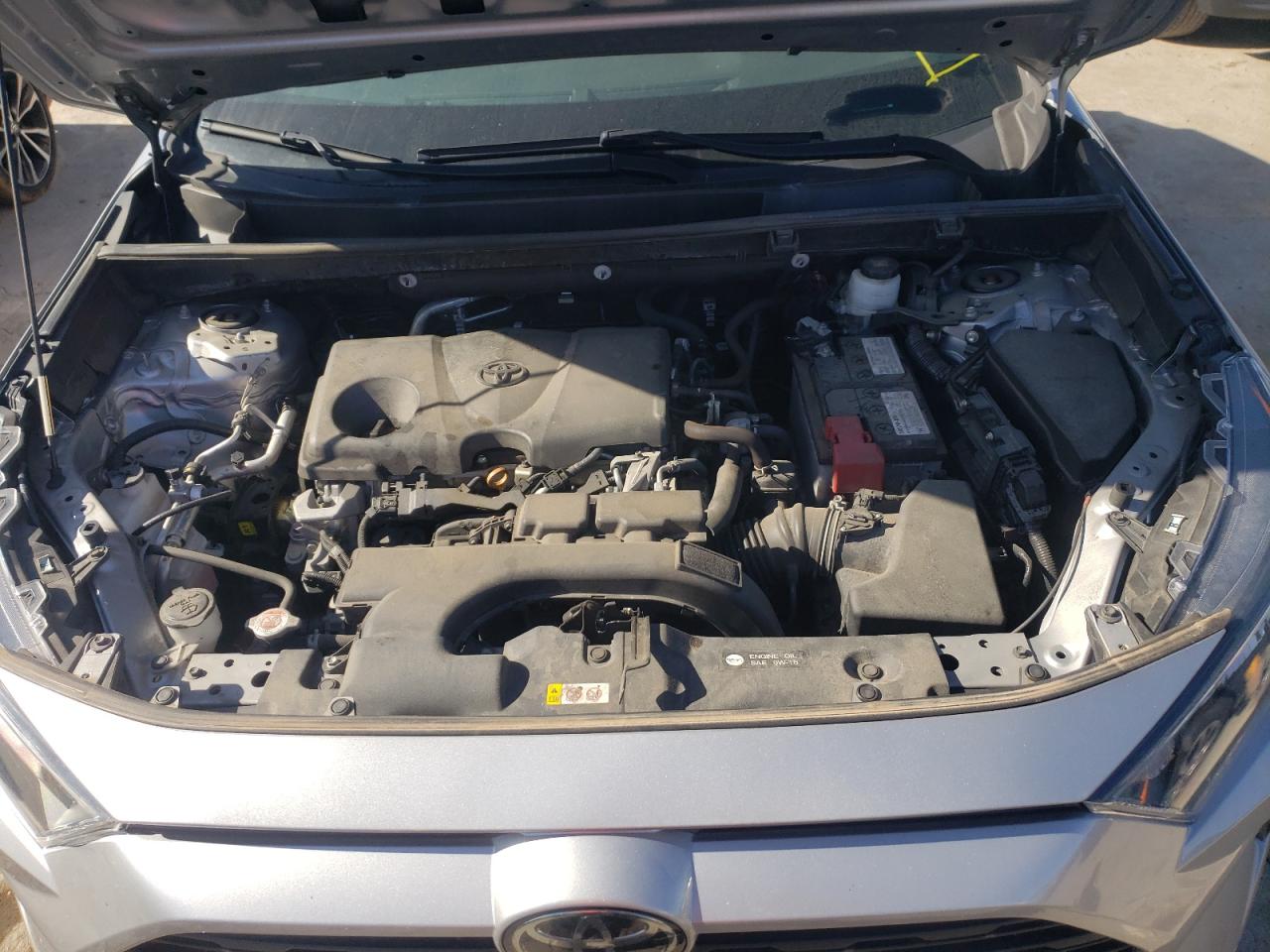 Photo 7 from auction – 2019 TOYOTA RAV4 LE with VIN 2T3F1RFV6KW031475