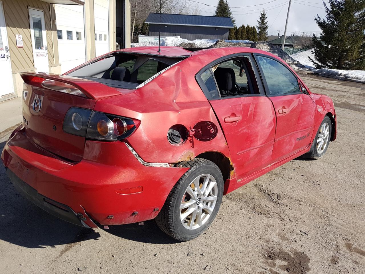 Photo 4 from auction – 2005 MAZDA 3 S with VIN JM1BK123551338625