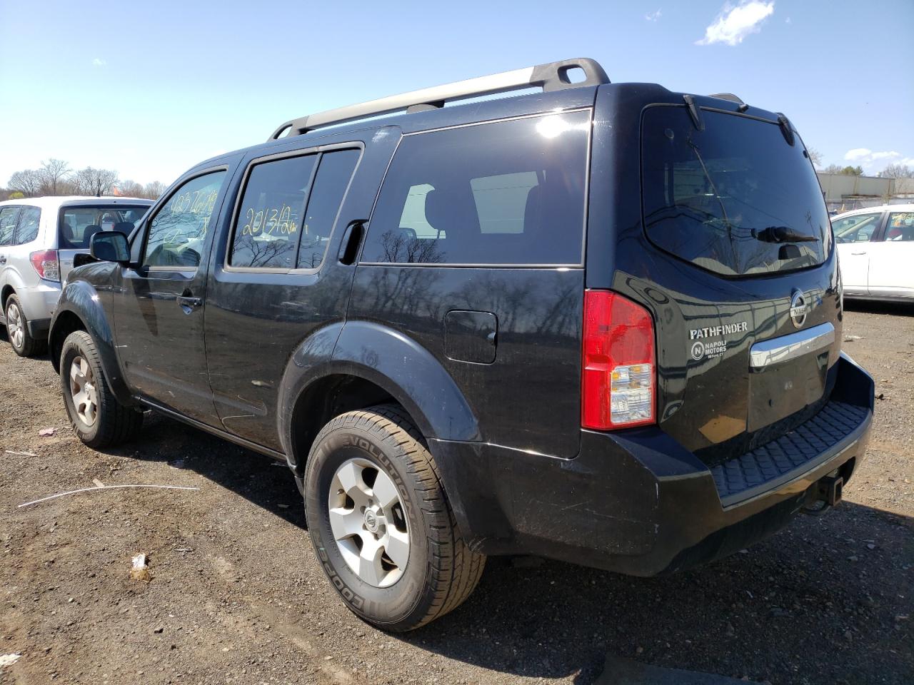 Photo 3 from auction – 2012 NISSAN PATHFINDER with VIN 5N1AR1NB5CC630959