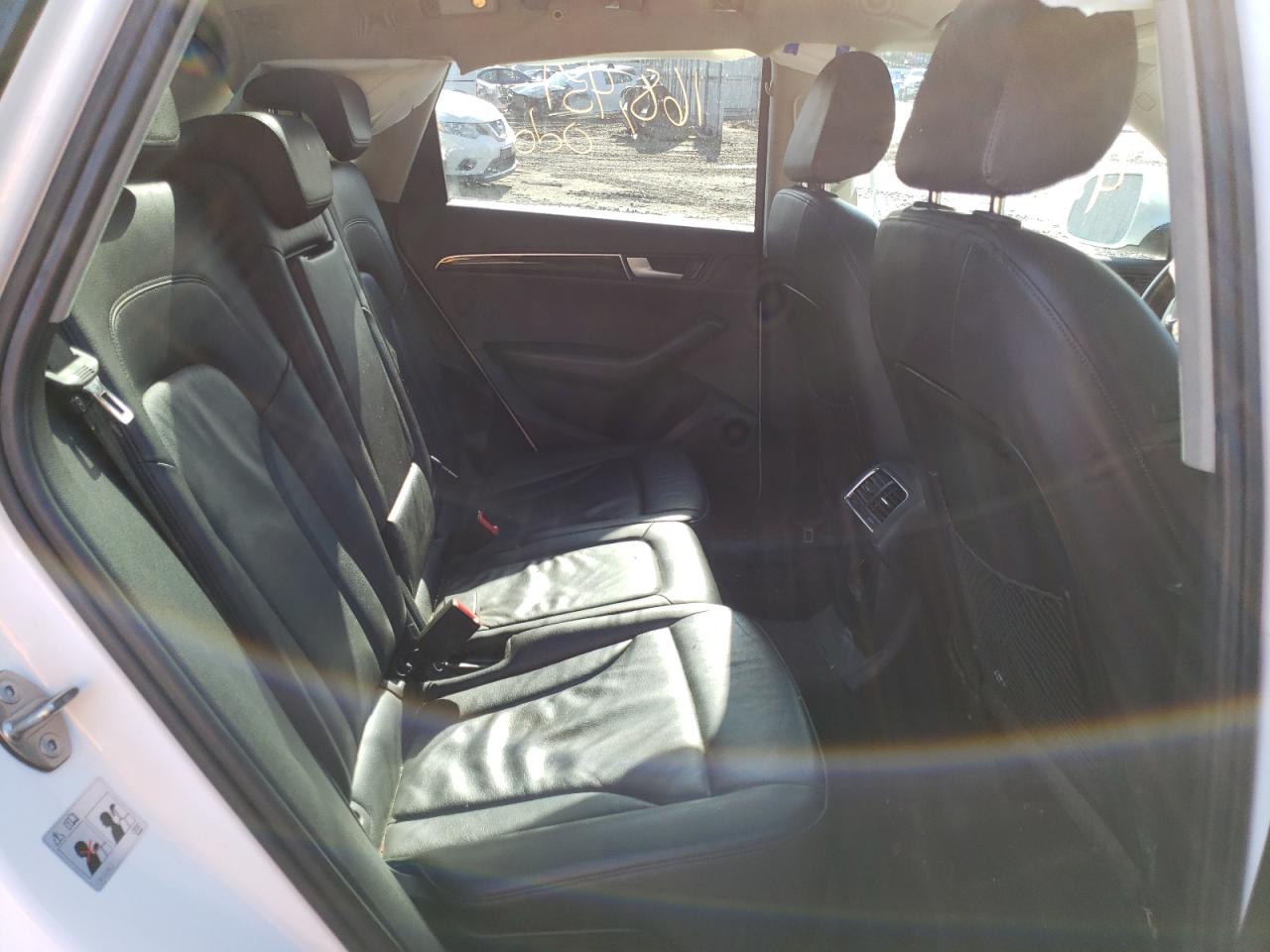 Photo 6 from auction – 2010 AUDI Q5 PREMIUM with VIN WA1LKAFP0AA096669