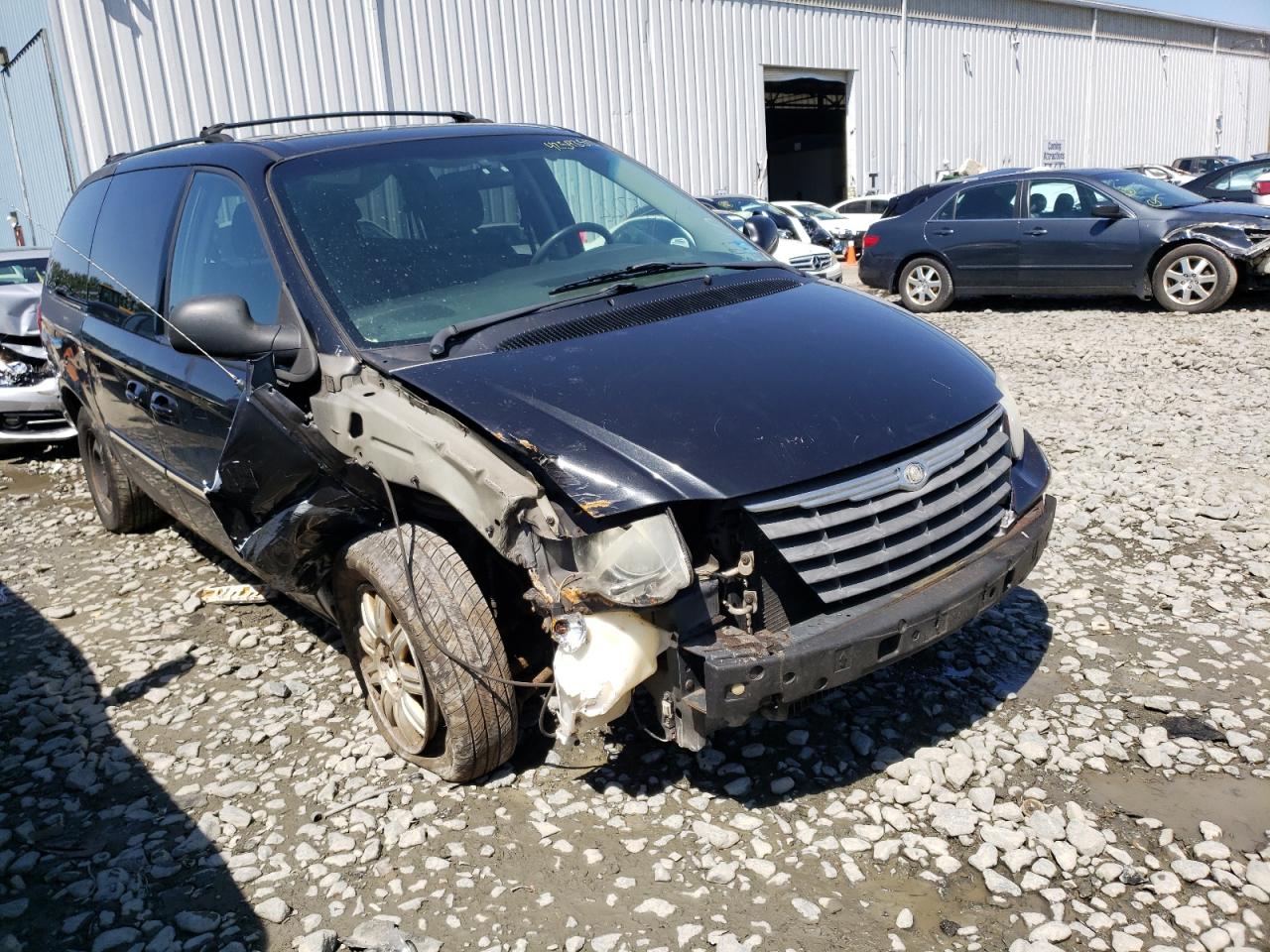 Photo 1 from auction – 2006 CHRYSLER TOWN & COU with VIN 2A8GP54L96R775481
