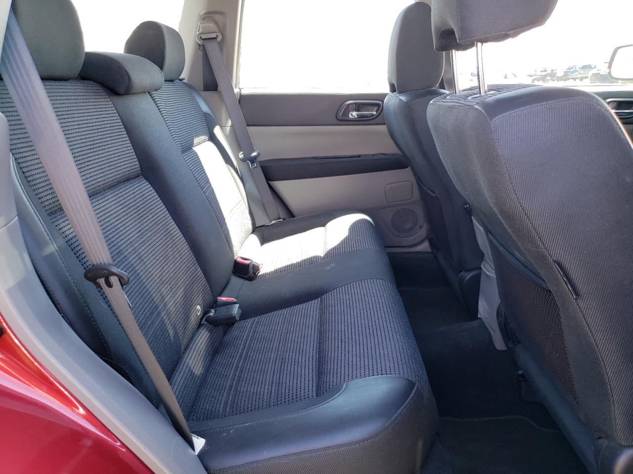 Photo 6 from auction – 2004 SUBARU FORESTER 2 with VIN JF1SG69664H746450