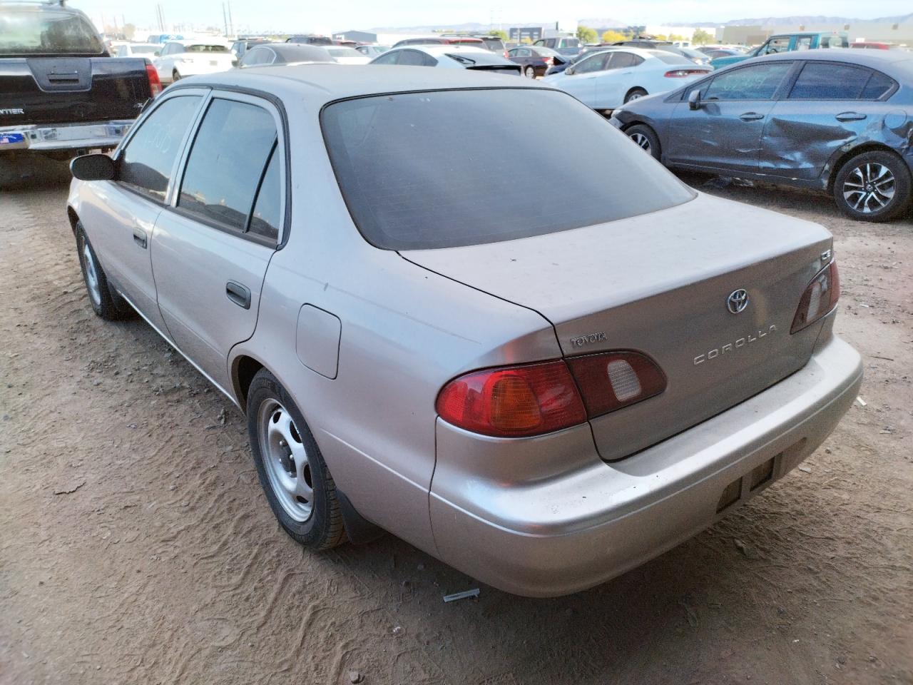 Photo 3 from auction – 2000 TOYOTA COROLLA VE with VIN 2T1BR12E4YC333395