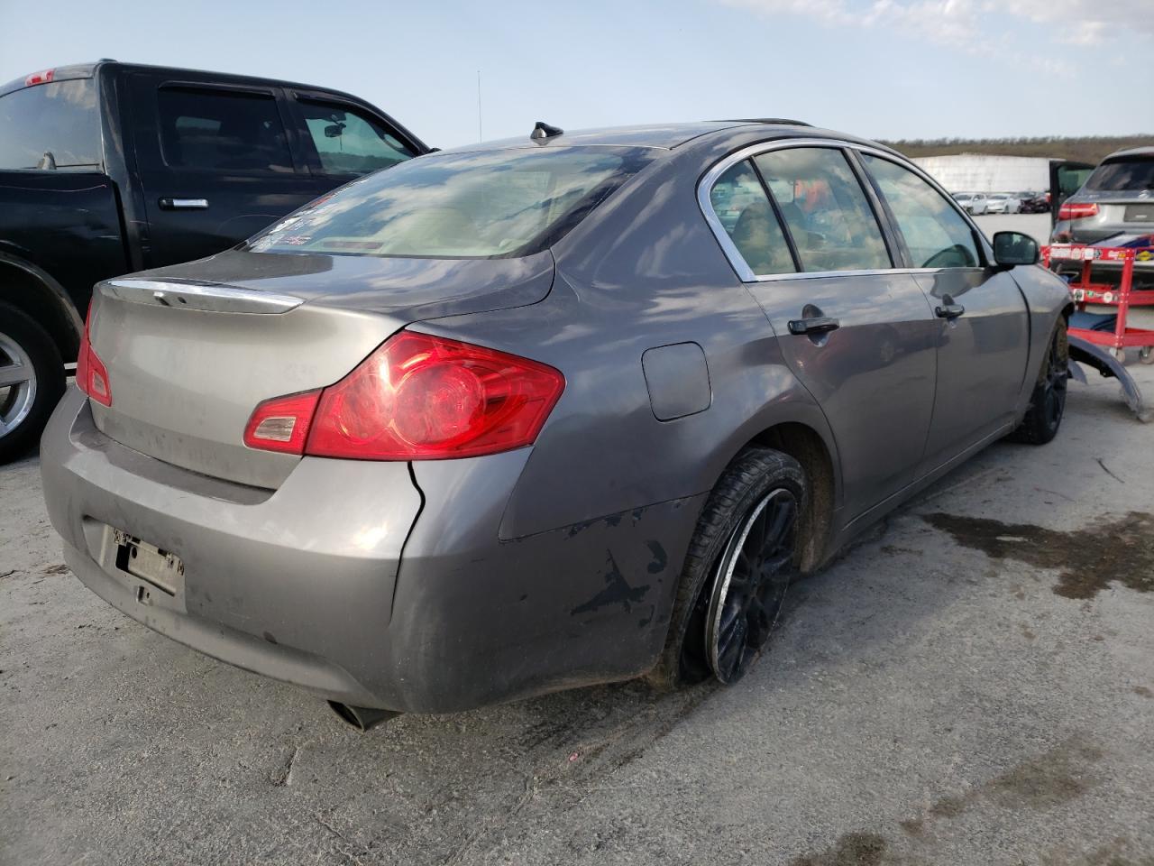 Photo 4 from auction – 2008 INFINITI G35 with VIN JNKBV61E48M219912