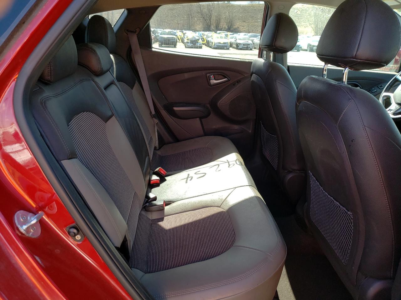Photo 6 from auction – 2012 HYUNDAI TUCSON GLS with VIN KM8JU3AC8CU433965