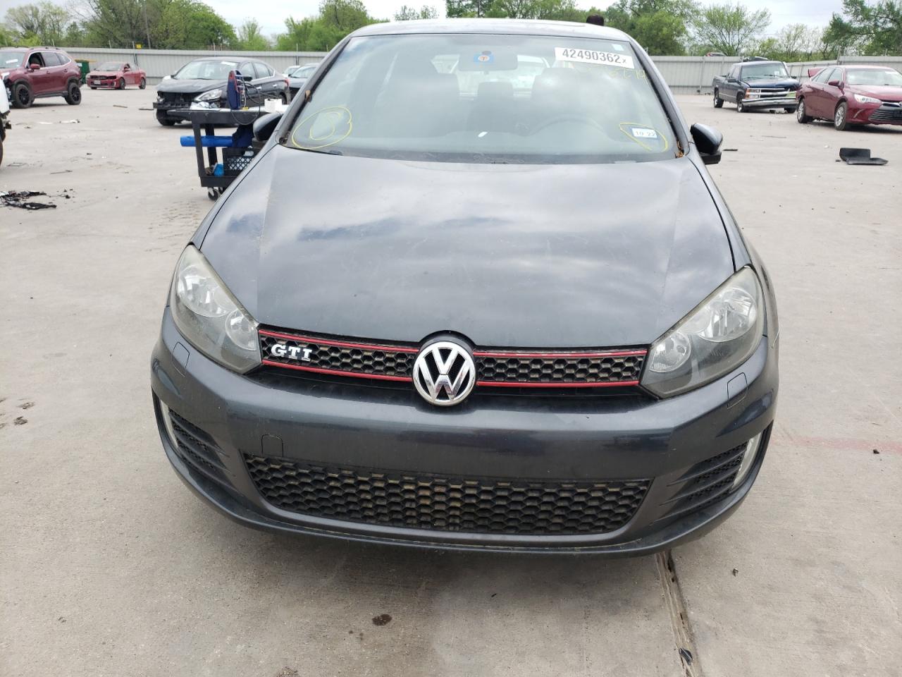 Photo 9 from auction – 2011 VOLKSWAGEN GTI with VIN WVWFV7AJ2BW076279