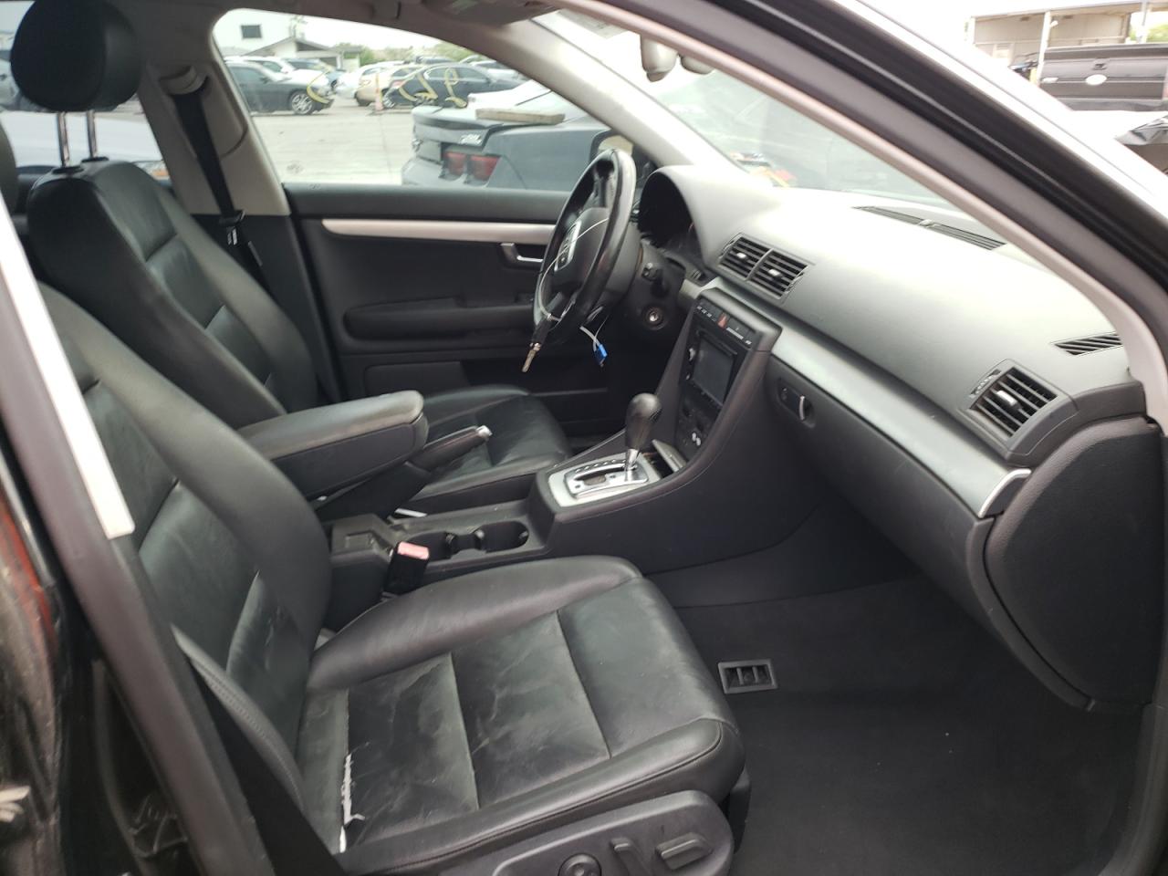 Photo 5 from auction – 2008 AUDI A4 2.0T with VIN WAUAF78E98A005311