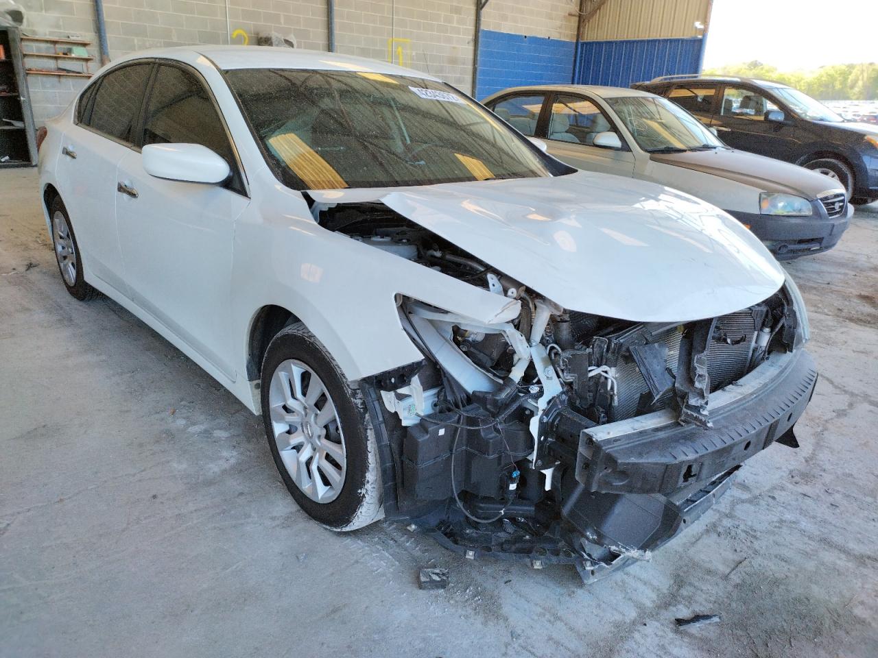 NISSAN ALTIMA 2.5 2016 with VIN 1N4AL3AP4GN335239 - Photo from auction