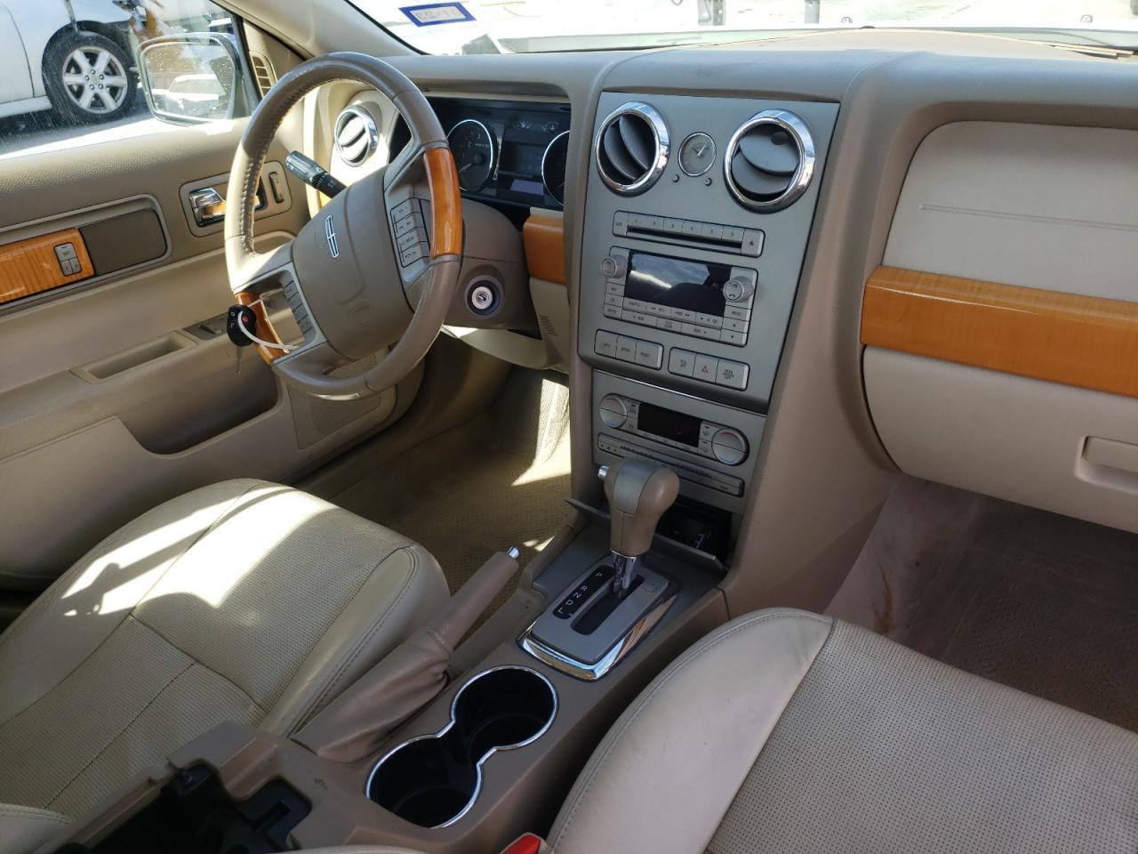 Photo 9 from auction – 2008 LINCOLN MKZ with VIN 3LNHM26T48R652079