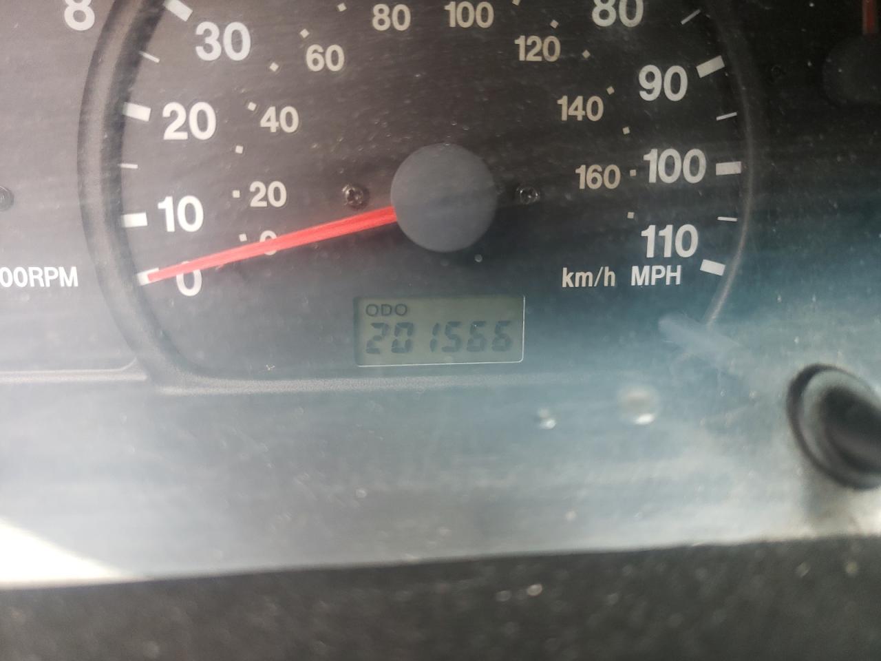 Photo 8 from auction – 2002 CHEVROLET TRACKER with VIN 2CNBJ13C626933957
