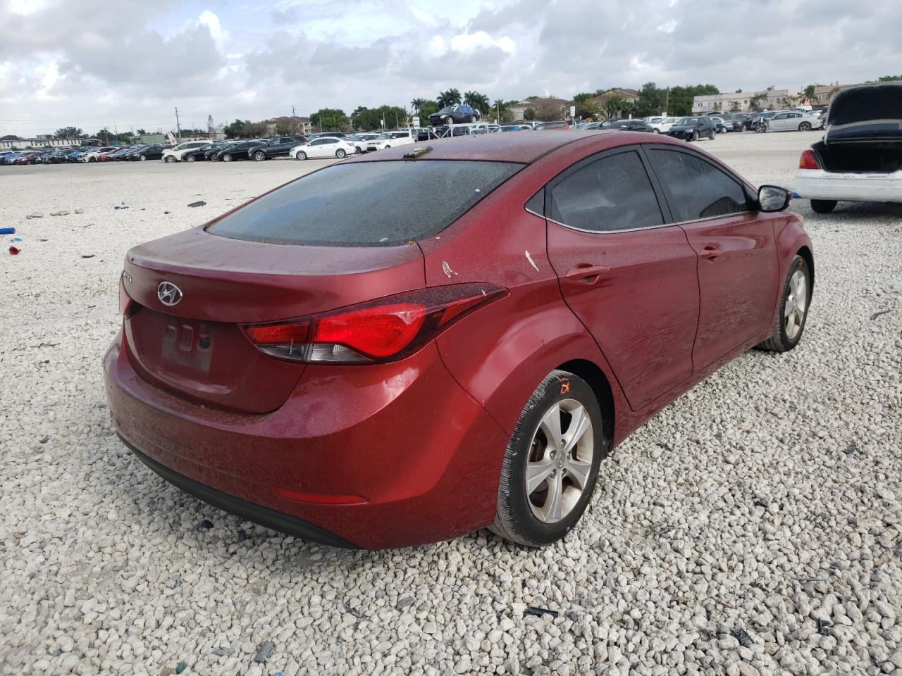 Photo 4 from auction – 2016 HYUNDAI ELANTRA SE with VIN 5NPDH4AE0GH780686