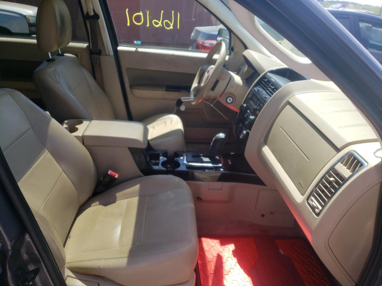 Photo 5 from auction – 2011 FORD ESCAPE LIM with VIN 1FMCU0EG3BKB57208