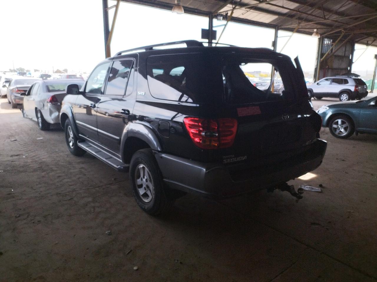 Photo 3 from auction – 2003 TOYOTA SEQUOIA SR with VIN 5TDBT44A53S154862