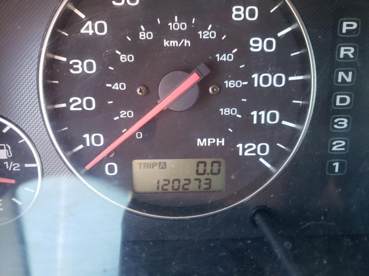 Photo 8 from auction – 2004 SUBARU LEGACY L S with VIN 4S3BH625747304789