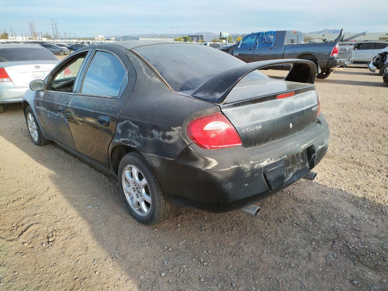 Photo 3 from auction – 2005 DODGE NEON SXT with VIN 1B3ES56CX5D170320