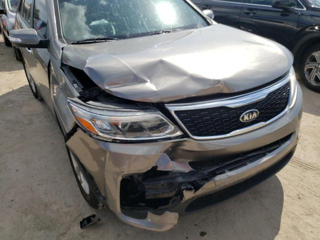 Photo 9 from auction – 2015 KIA SORENTO LX with VIN 5XYKT3A65FG646206