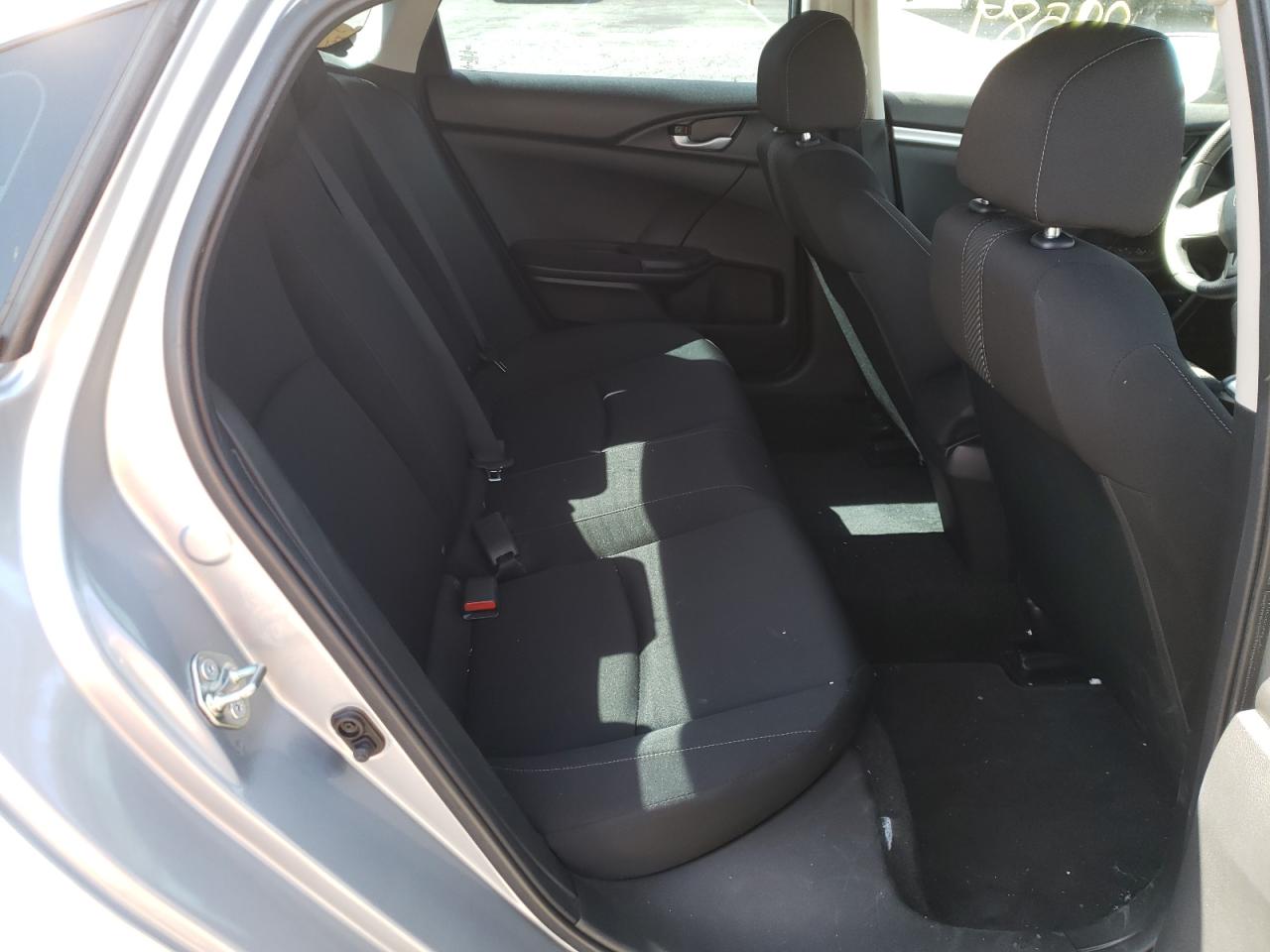 Photo 6 from auction – 2018 HONDA CIVIC LX with VIN 2HGFC2F61JH568345