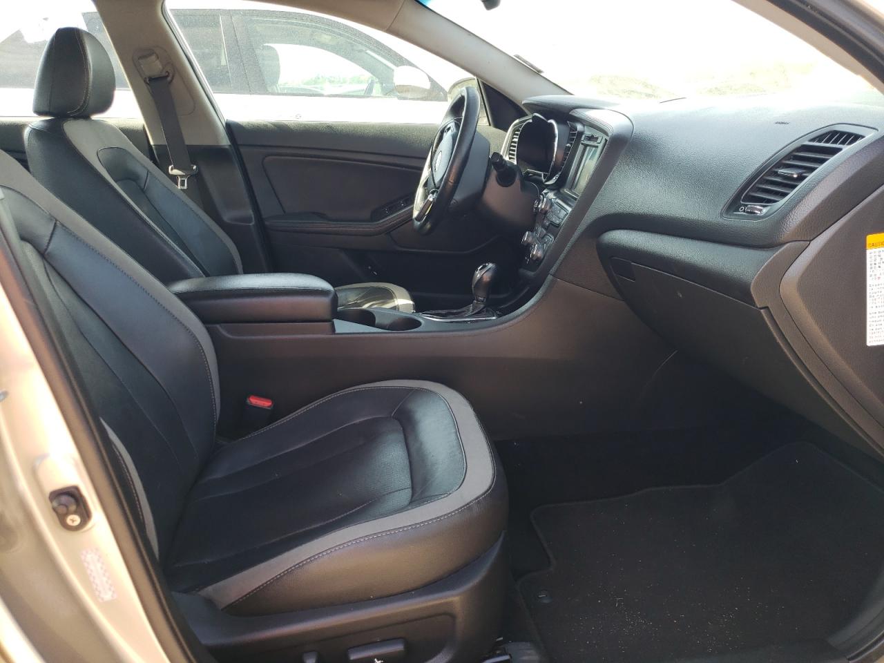 Photo 5 from auction – 2012 KIA OPTIMA HYB with VIN KNAGM4ADXC5027643