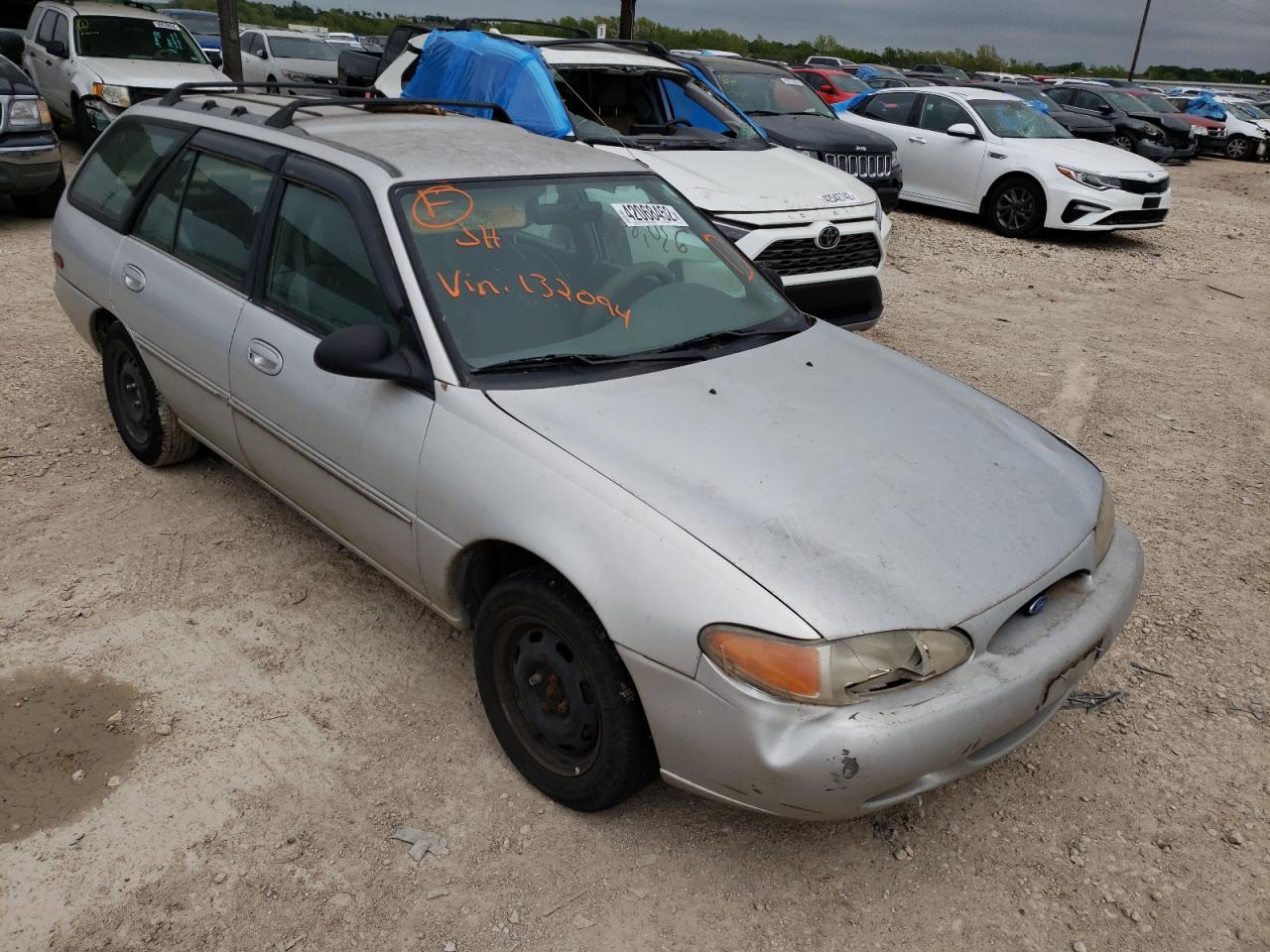 FORD ESCORT LX 1997 with VIN 3FALP15P0VR132094 - Photo from auction