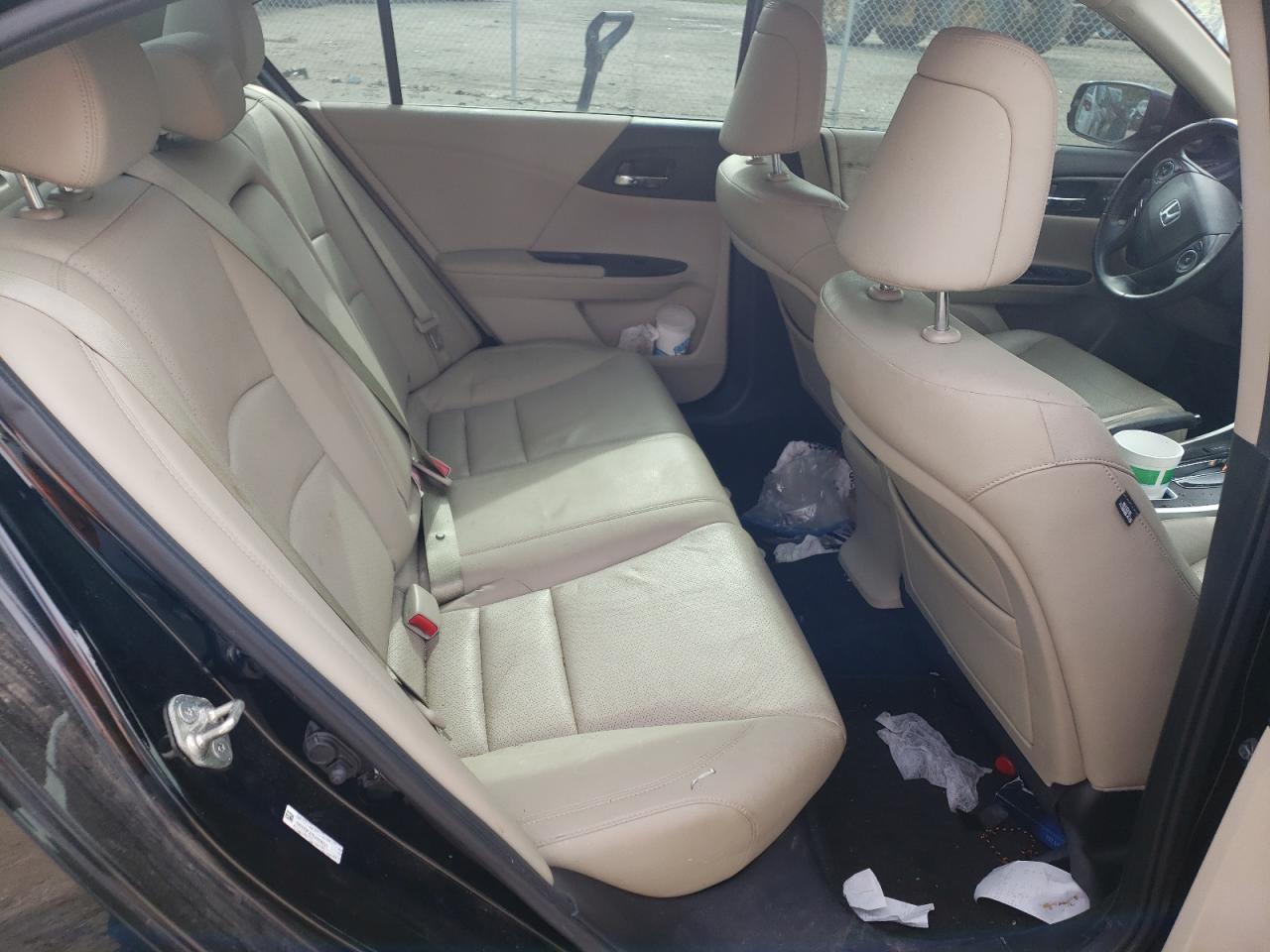 Photo 6 from auction – 2014 HONDA ACCORD EXL with VIN 1HGCR2F87EA068231
