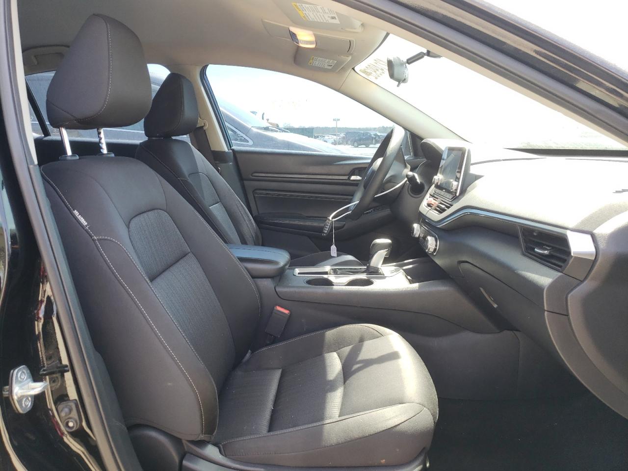 Photo 5 from auction – 2019 NISSAN ALTIMA S with VIN 1N4BL4BV8KC244423