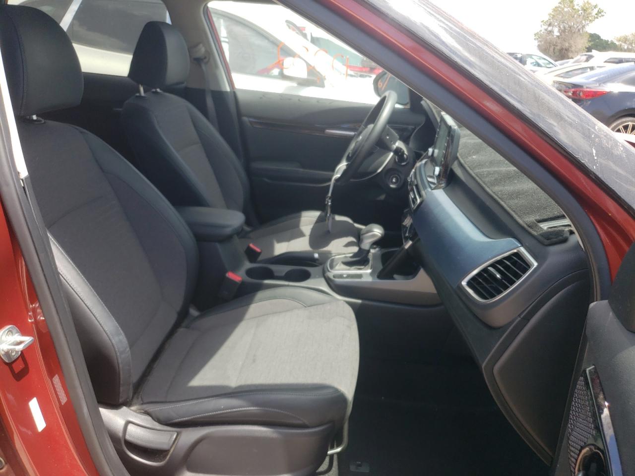 Photo 5 from auction – 2021 KIA SELTOS S with VIN KNDEU2AA0M7042405