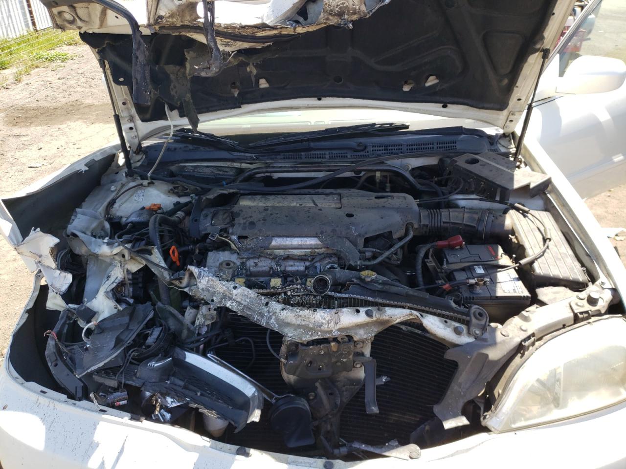 Photo 7 from auction – 2001 ACURA 3.2TL with VIN 19UUA56651A024184