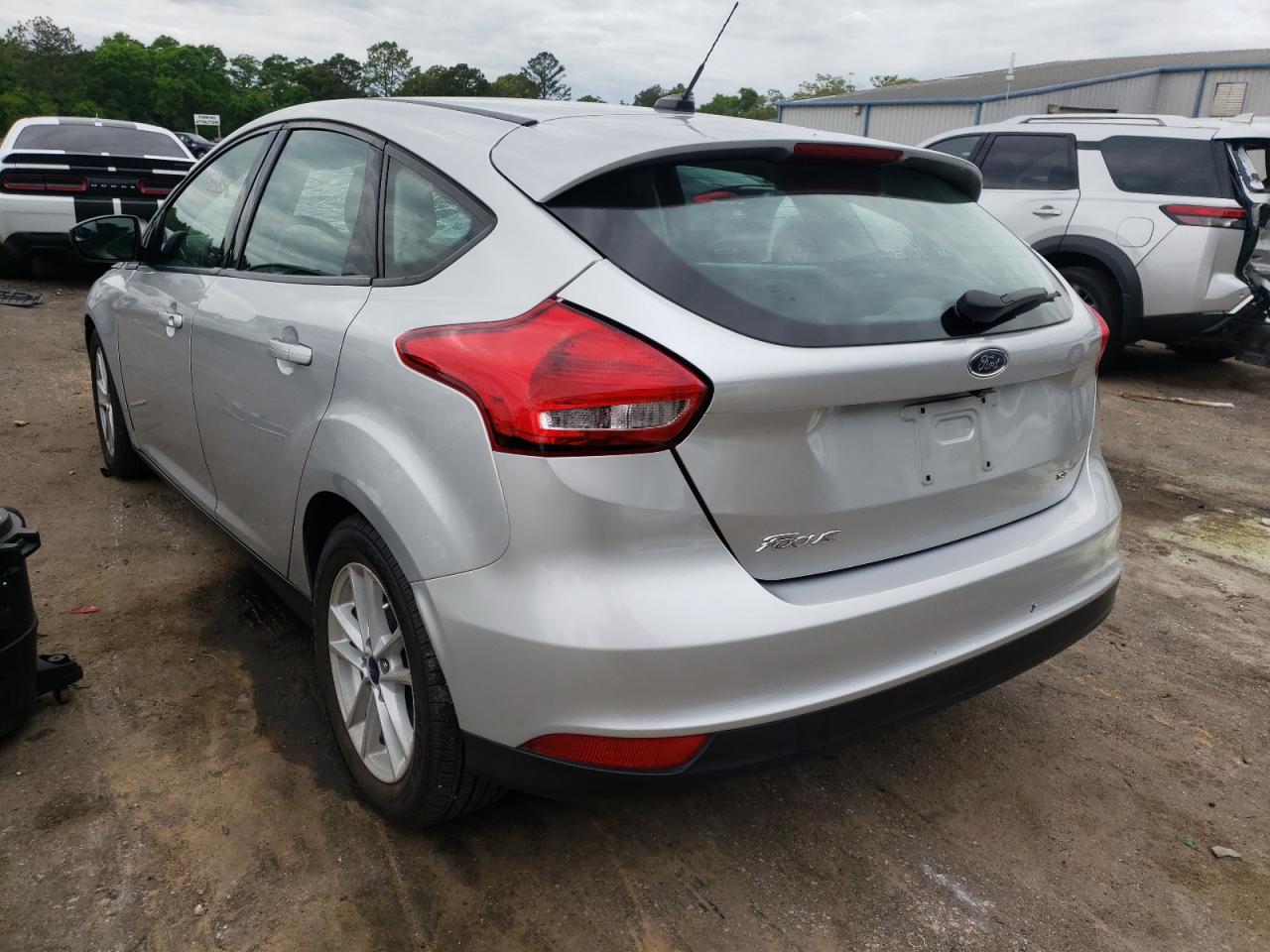 Photo 3 from auction – 2018 FORD FOCUS SE with VIN 1FADP3K25JL256217