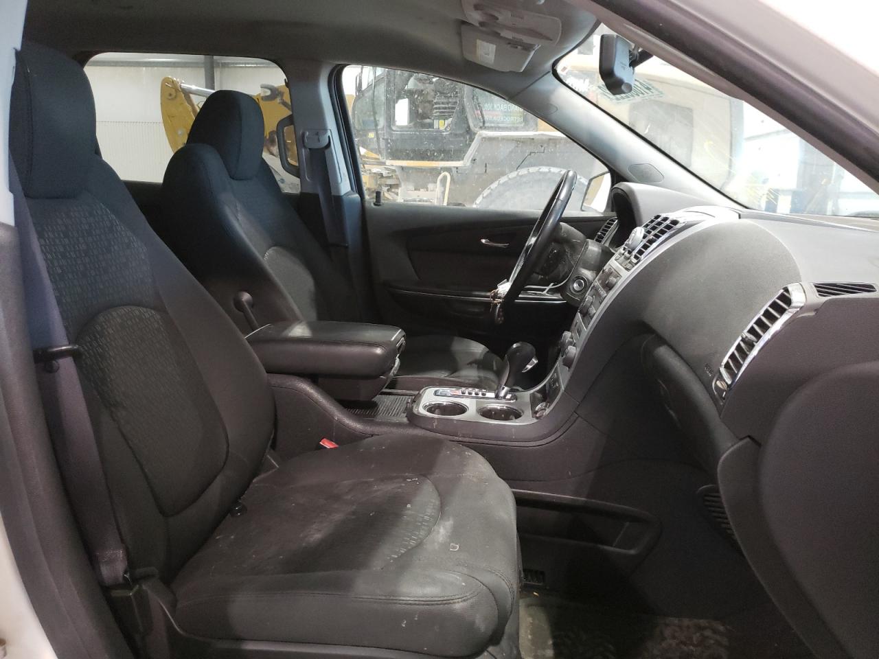 Photo 5 from auction – 2010 GMC ACADIA SLE with VIN 1GKLVLED4AJ118404