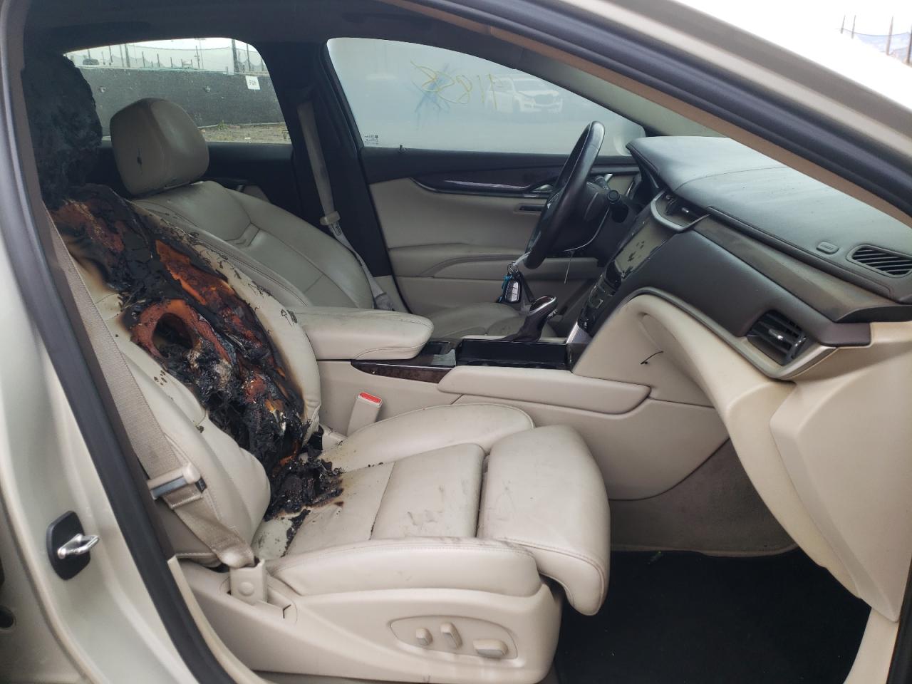 Photo 5 from auction – 2016 CADILLAC XTS PREMIU with VIN 2G61P5S3XG9125885