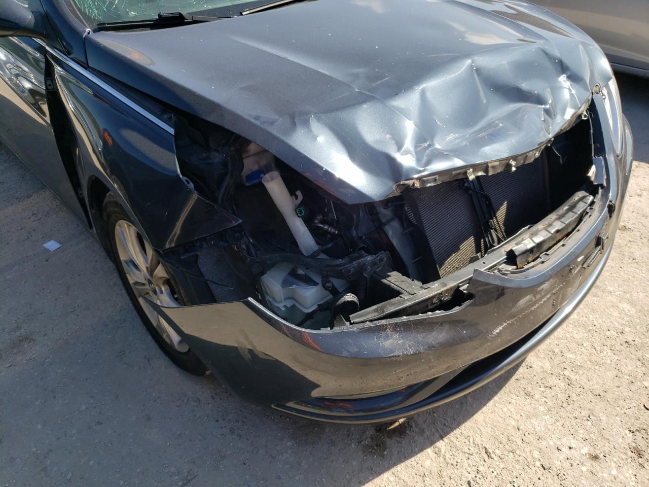 Photo 9 from auction – 2013 HYUNDAI SONATA SE with VIN 5NPEC4ACXDH641727
