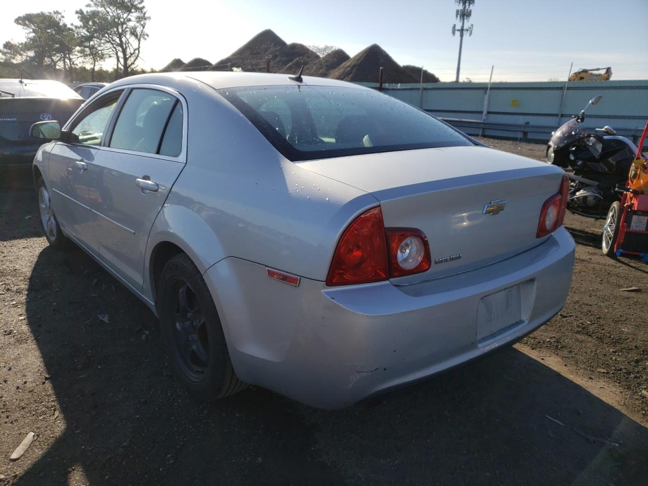 Photo 3 from auction – 2011 CHEVROLET MALIBU LS with VIN 1G1ZB5E14BF198915