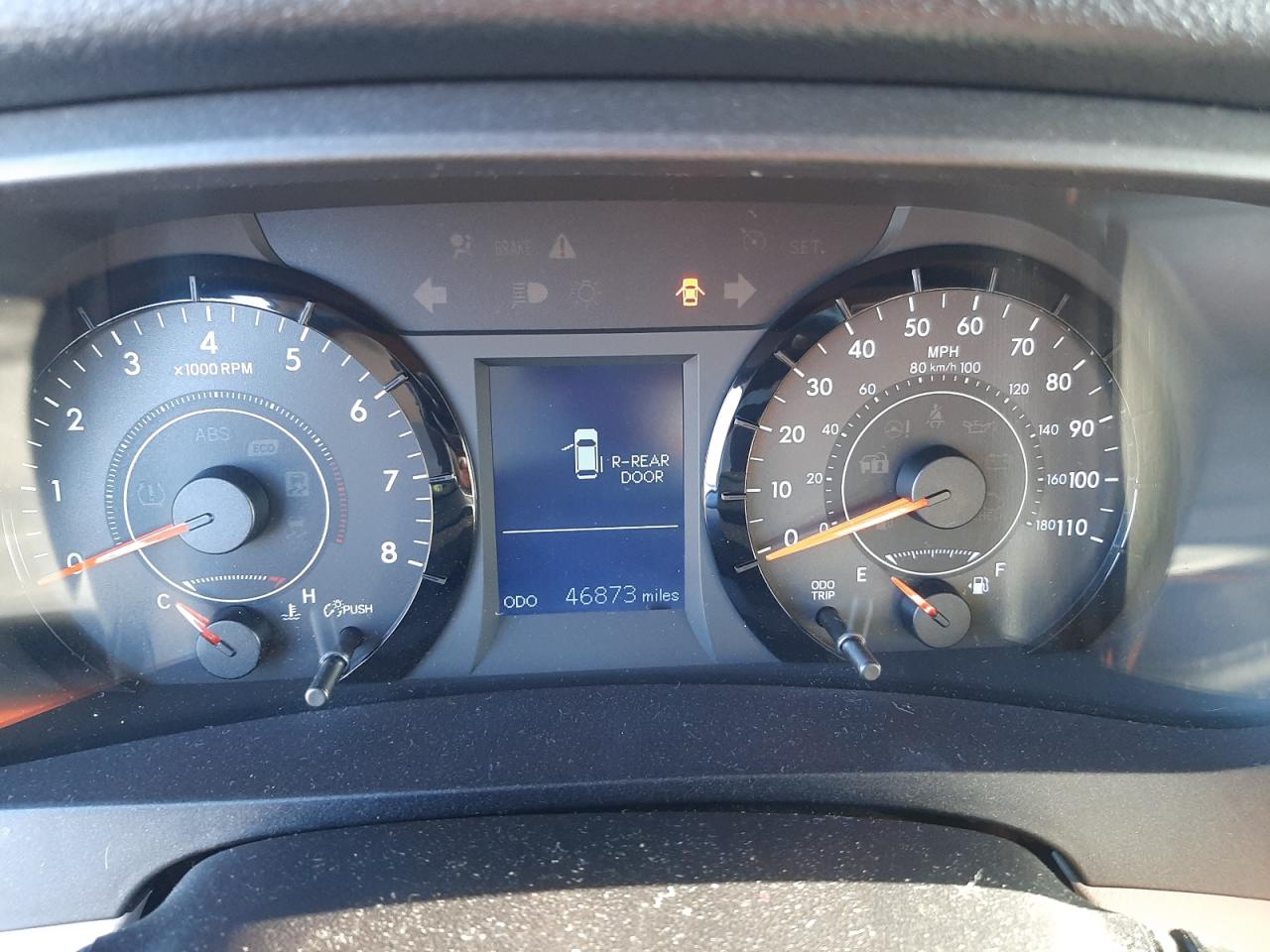 Photo 8 from auction – 2016 TOYOTA SIENNA LE with VIN 5TDKK3DC1GS746649