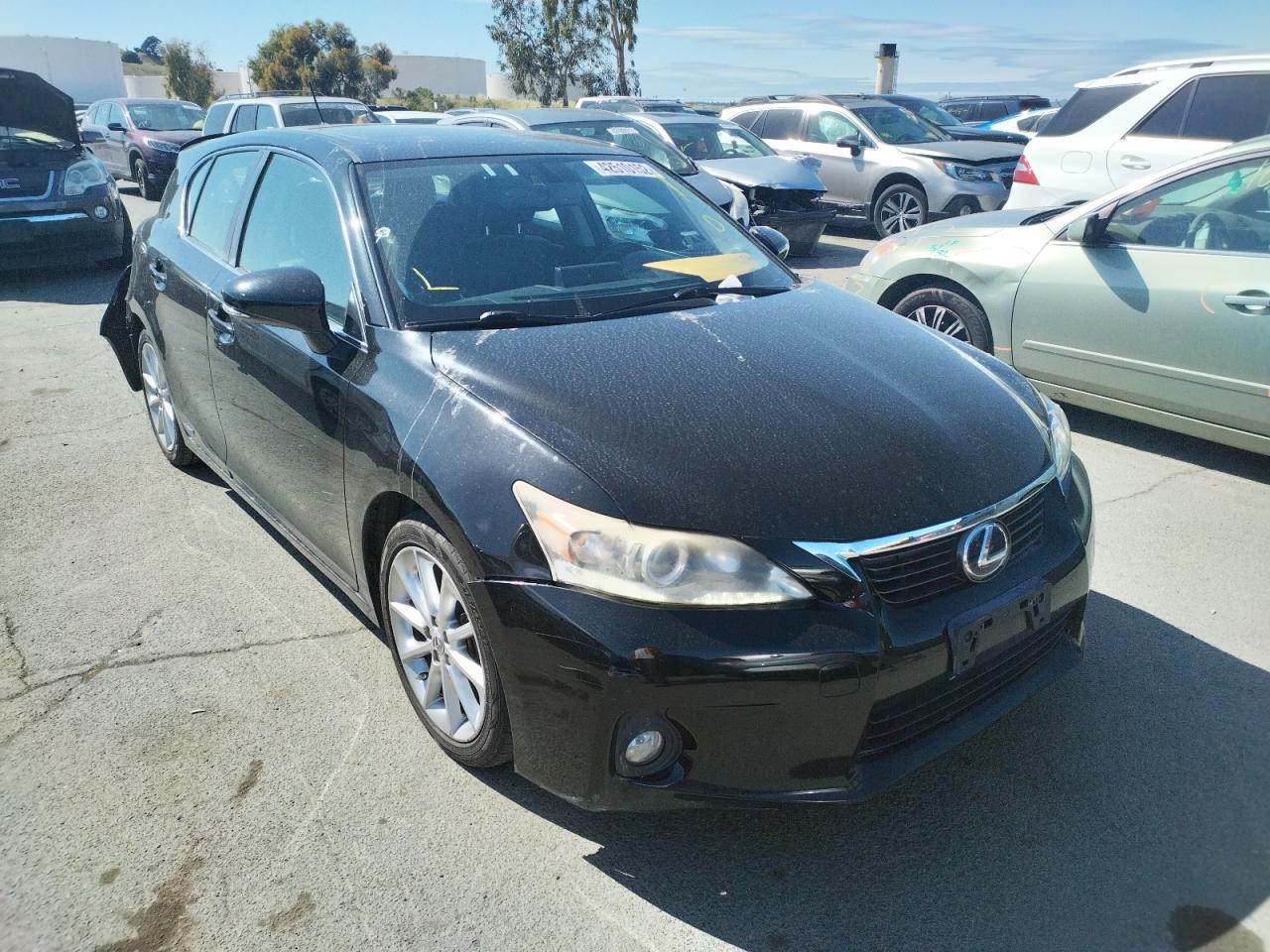 LEXUS CT 200 2012 with VIN JTHKD5BH6C2112791 - Photo from auction