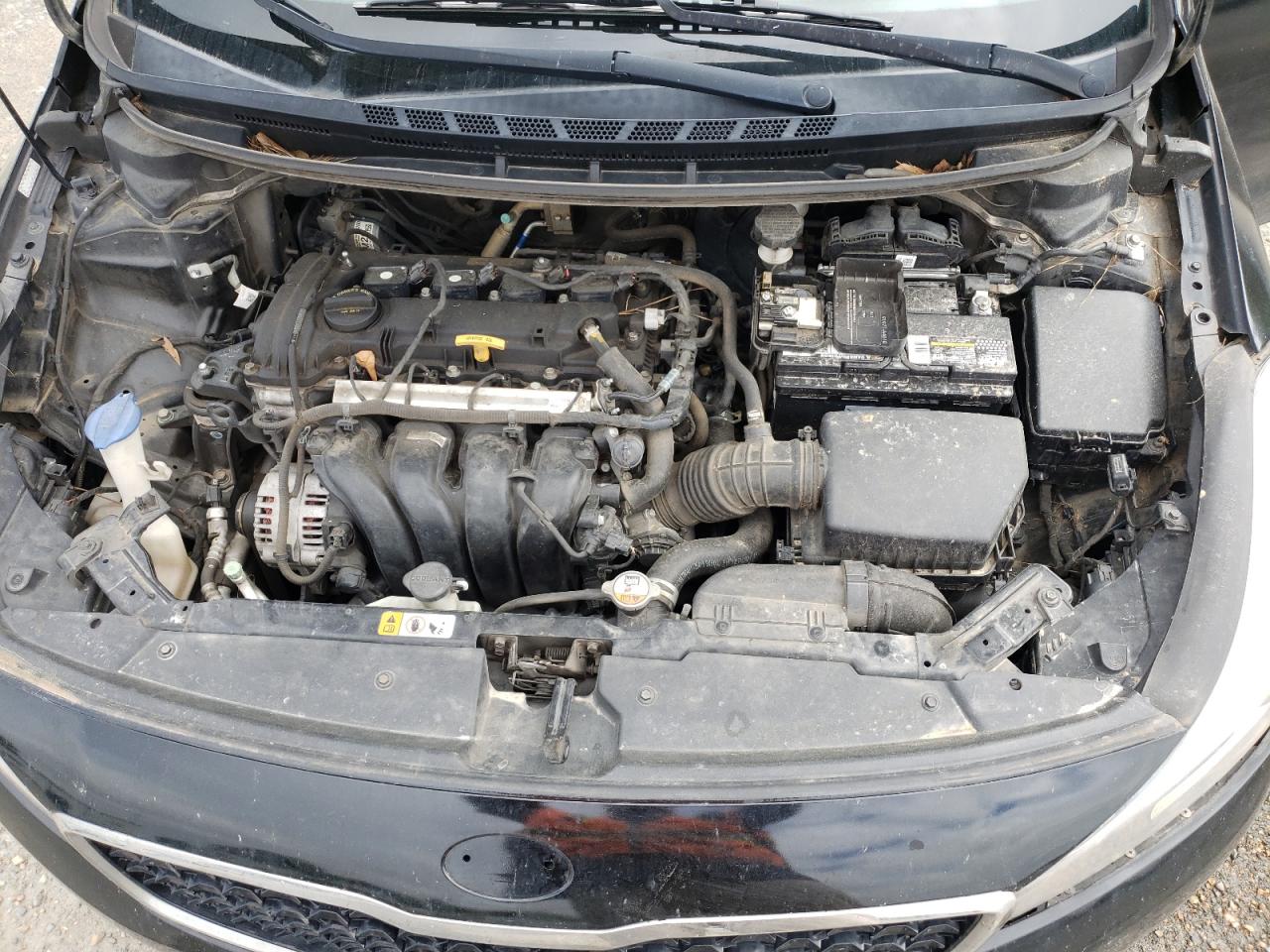 Photo 7 from auction – 2017 KIA FORTE LX with VIN 3KPFK4A77HE049481