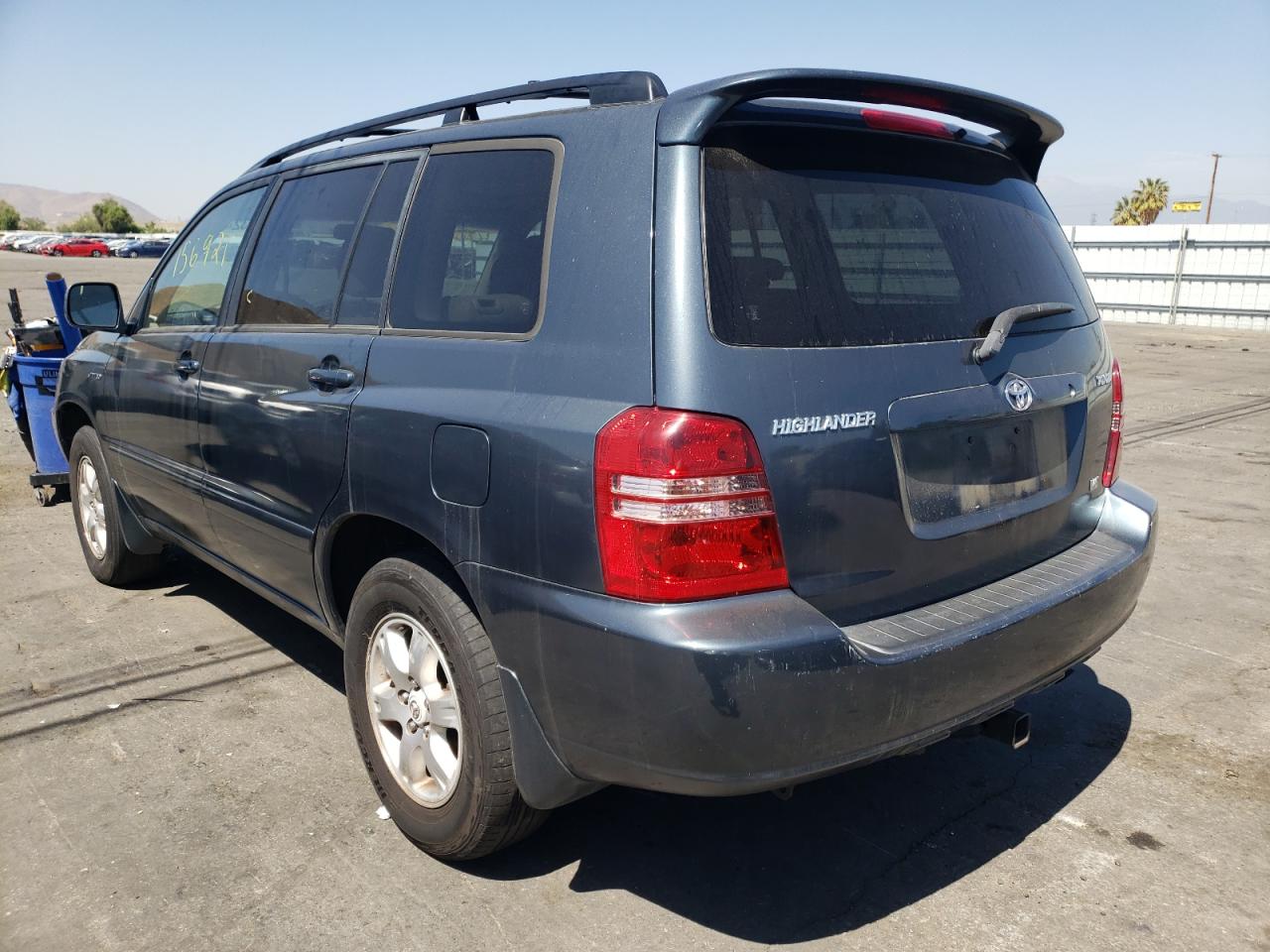 Photo 3 from auction – 2001 TOYOTA HIGHLANDER with VIN JTEGF21A110019203