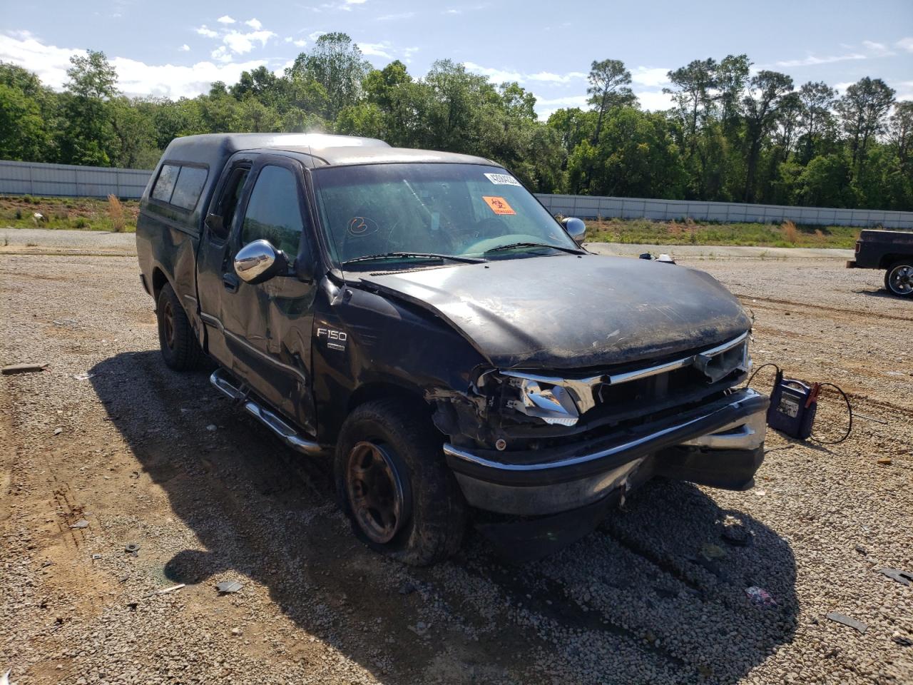 Photo 9 from auction – 1998 FORD F150 with VIN 2FTZX17W9WCA83416