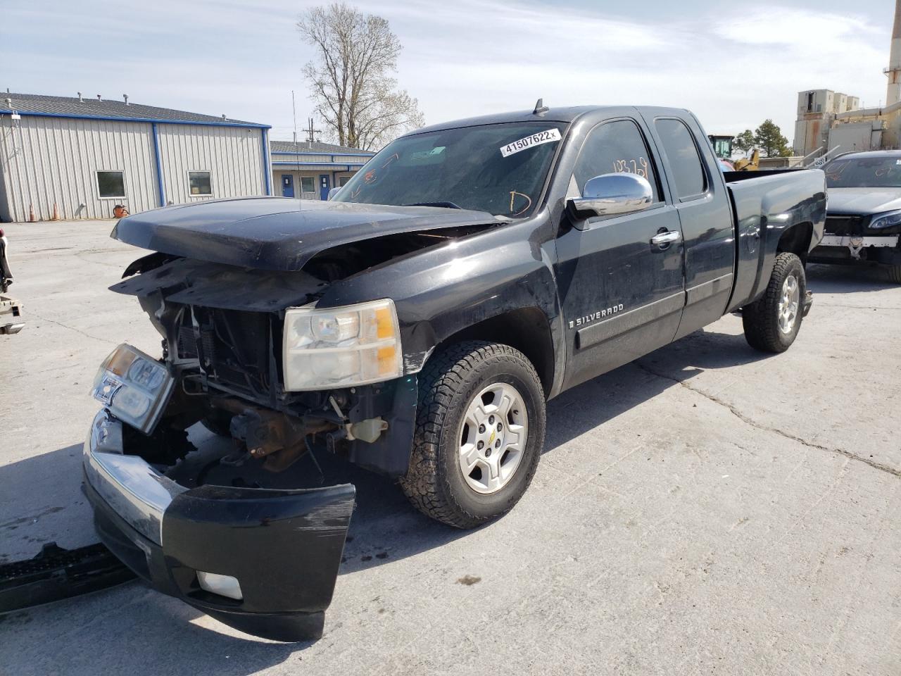 Photo 2 from auction – 2007 CHEVROLET silverado with VIN 2GCEC19JX71637085