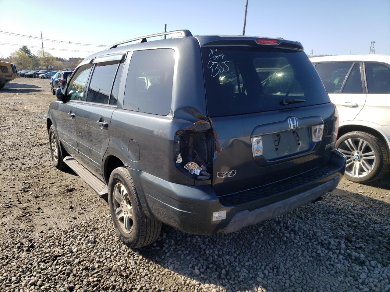 صورة رقم 3 من المزاد - 2004 HONDA PILOT EX مع VIN 2HKYF18404H556963