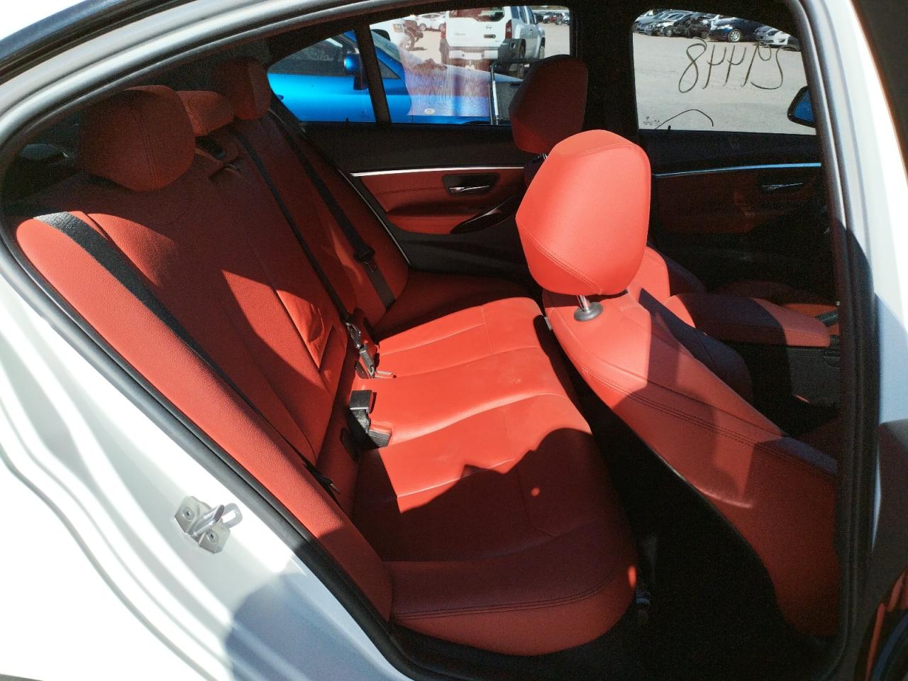 Photo 6 from auction – 2018 BMW 330 I with VIN WBA8B9G59JNU97263