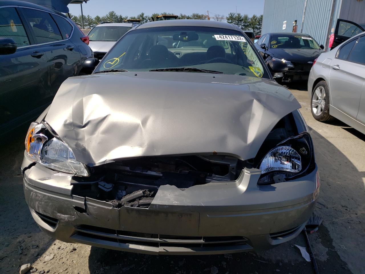 Photo 9 from auction – 2004 FORD TAURUS with VIN 1FAHP53224A166325