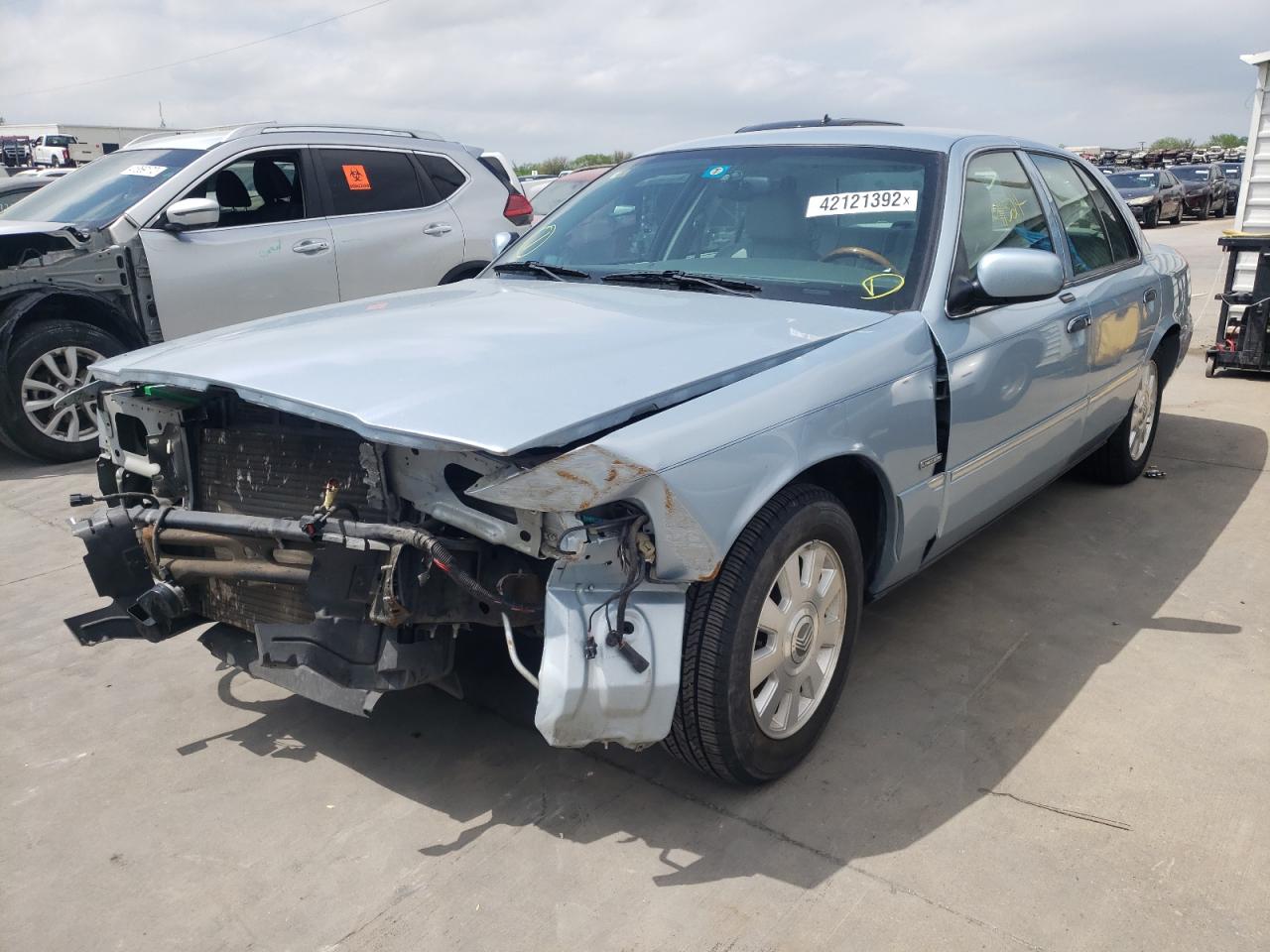 Photo 2 from auction – 2003 MERCURY GRAND MARQ with VIN 2MEFM75WX3X707163