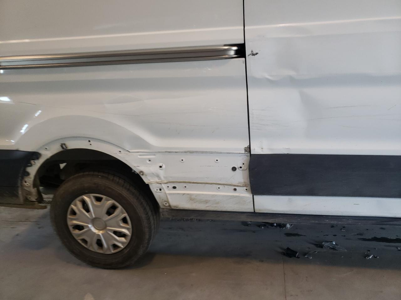 Photo 9 from auction – 2019 FORD TRANSIT T- with VIN 1FTYR2CM9KKA88797
