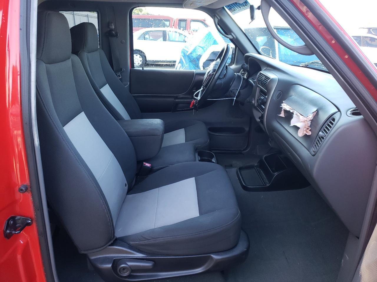 Photo 5 from auction – 2006 FORD RANGER SUP with VIN 1FTYR14U86PA59244
