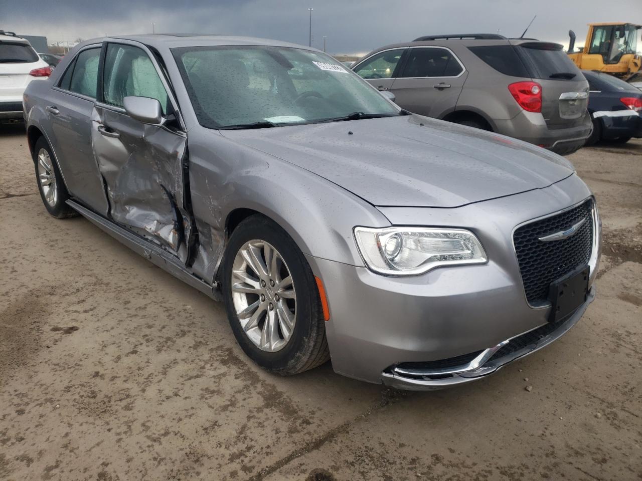 CHRYSLER 300 LIMITE 2017 مع رقم تعريف المركبة 2C3CCAAG9HH609864 - صورة من المزاد