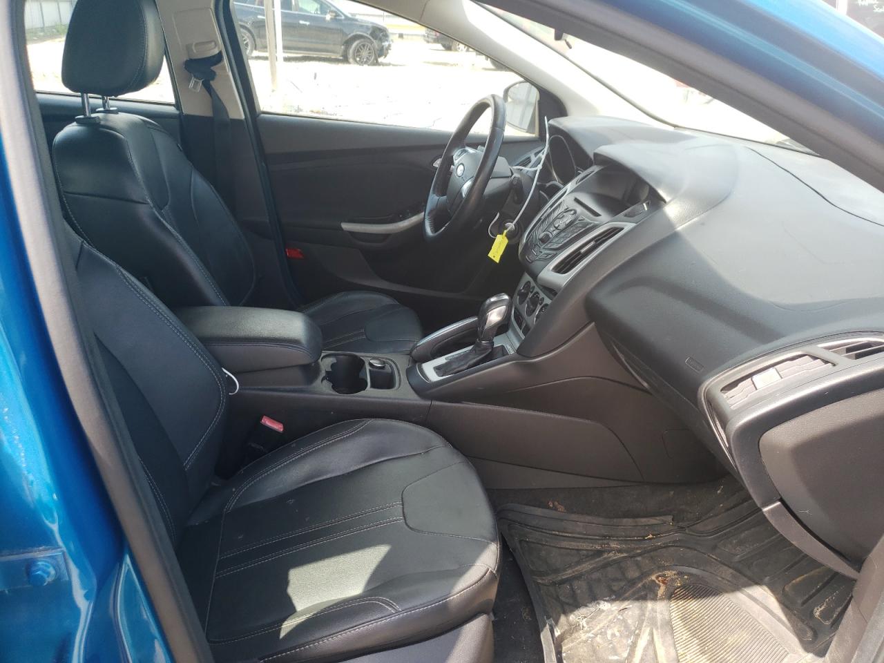 Zdjęcie 5 z aukcji – 2013 FORD FOCUS SE z VIN 1FADP3K28DL207615